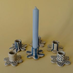 Kerzenständer in Blumenform